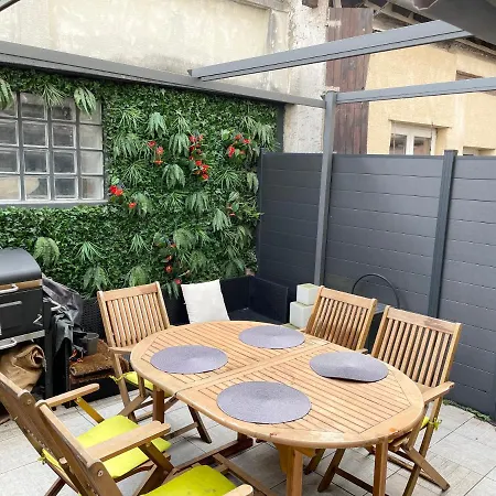 Bel Terrasse Privee A 5 Minutes Du Metro Apartamento *